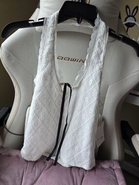 ROSS White Lace Sleeveless Tie-Front Tank